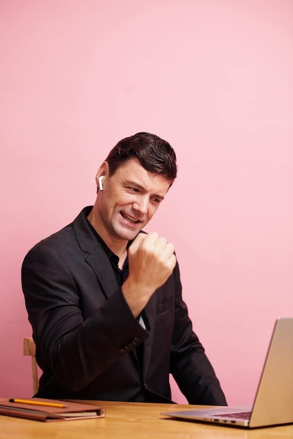 How Did a Food Delivery App Overcome Initial Failures to Become a Market Leader?