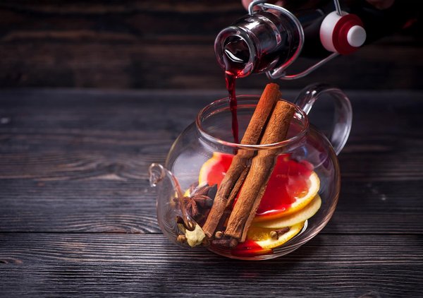 What Are the Essential Steps in Preparing Your Pet for Air Travel?